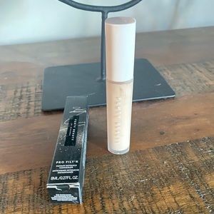 Fenty Beauty Pro Filt’r Instant Retouch Shade 130